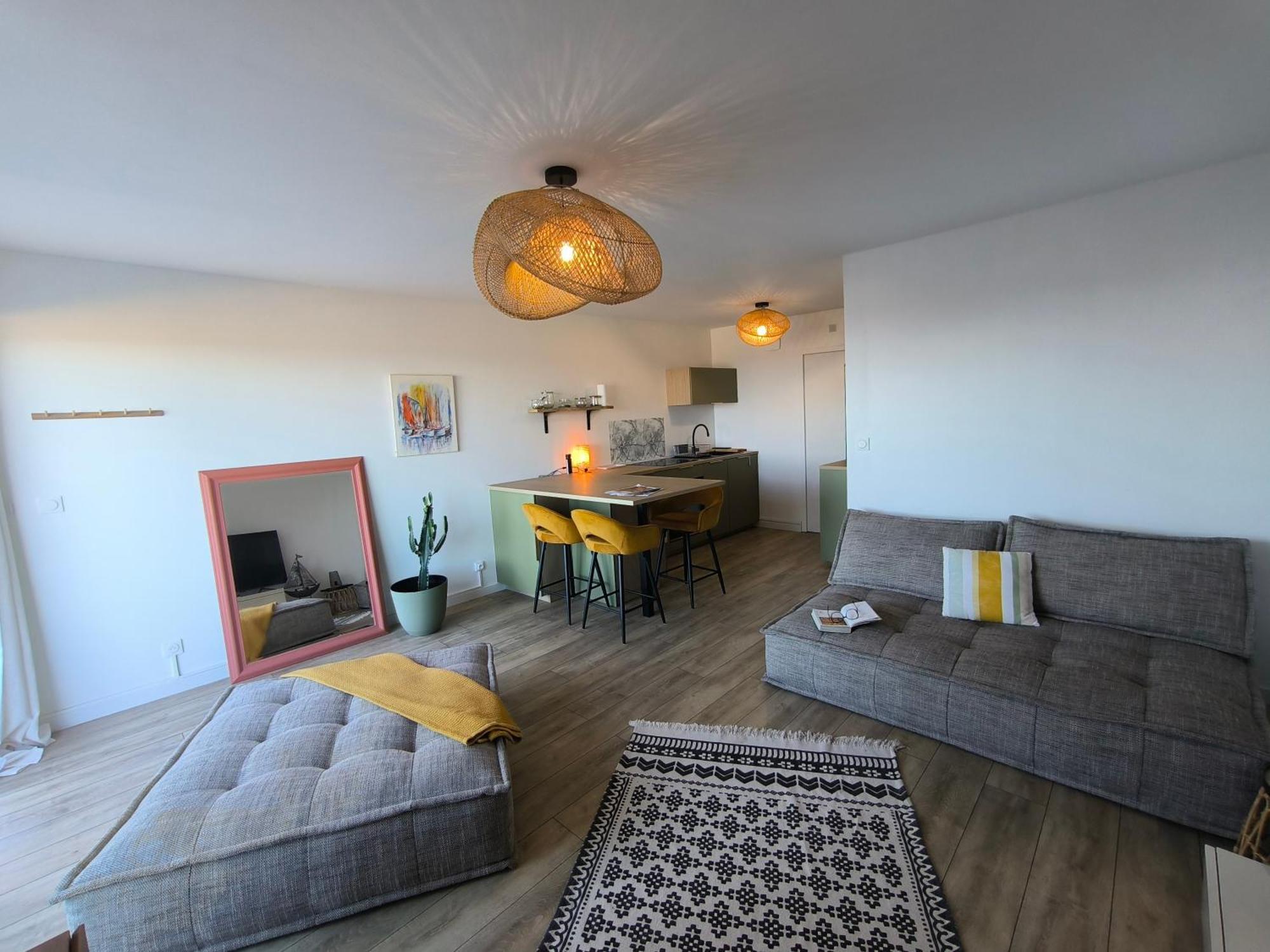 Appartement T2 Vue Parking Gratuit Hyères