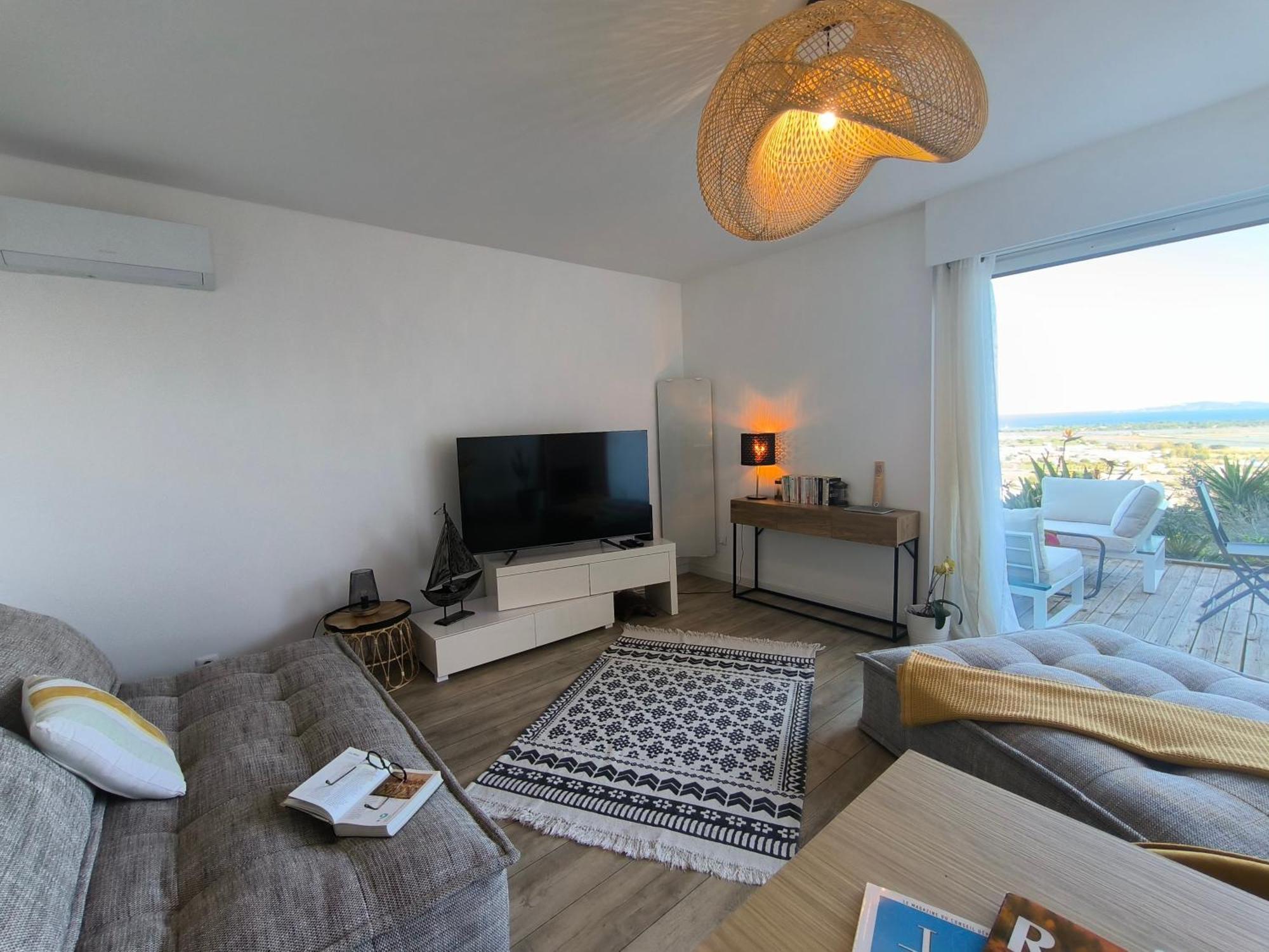 Appartement T2 Vue Parking Gratuit *